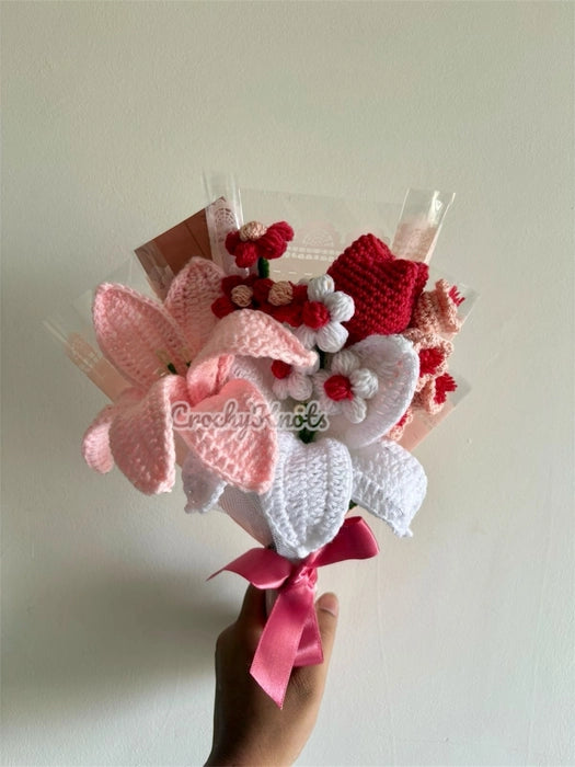 Crochet Peach Kissed Bouquet