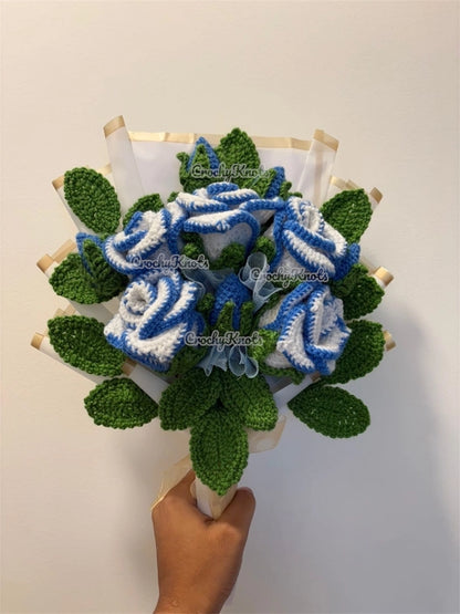 Sky Petal Embrace | Crochet Sky blue bordered roses bouquet arrangement