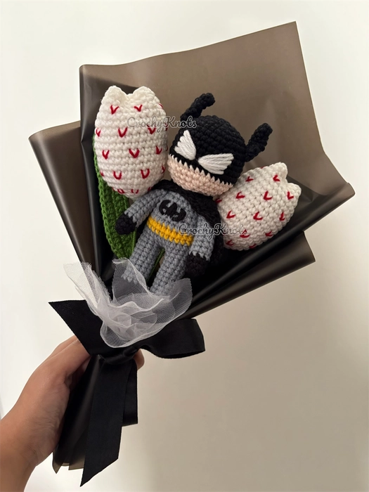 Bat bloom buddy bouquet | Batman | Tulips