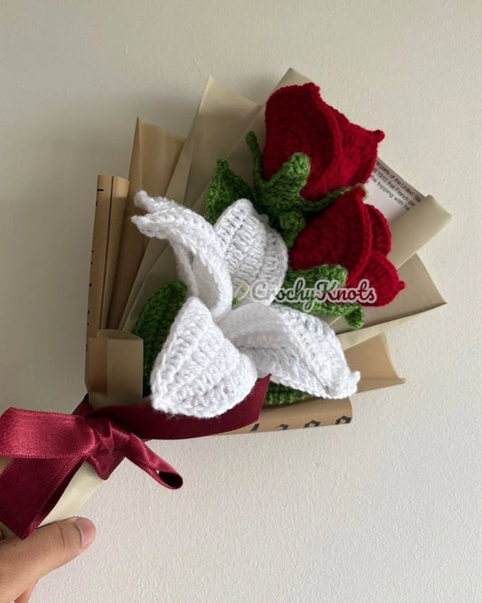 Crochet Eternal Blossom Charm | White Lily and Red roses bouquet
