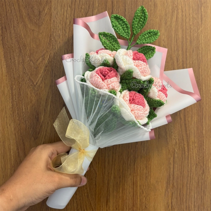 Rosette Bloom Bouquet | Pink roses