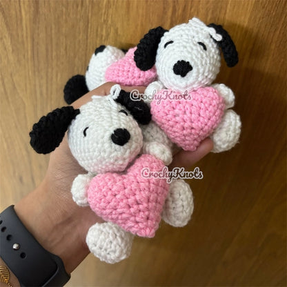 Crochet Snoopy with Heart keychain/ miniature