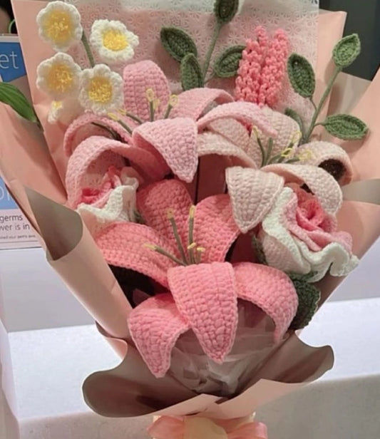 Crochet Lily Love Bouquet