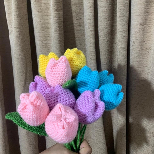 Crochet Closed Tulip