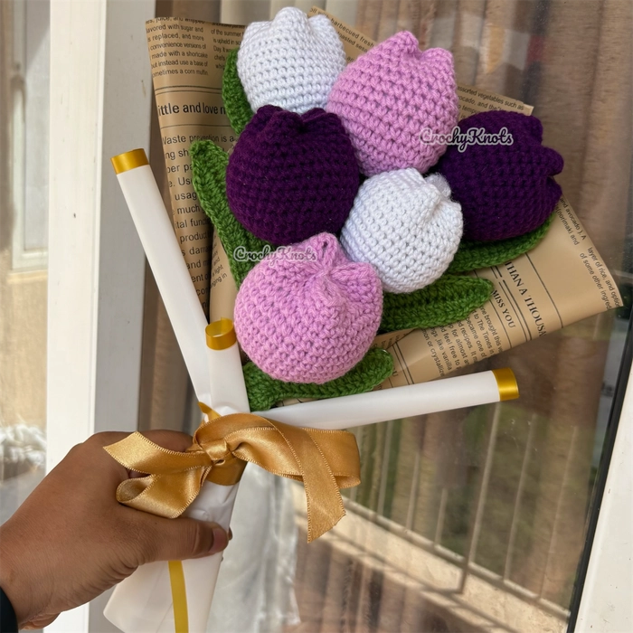 Crochet Velvet Dusk Bouquet