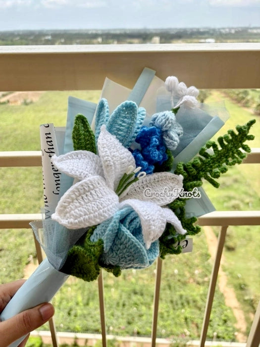 Crochet Blue Blooms Bouquet
