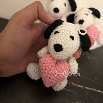 Crochet Snoopy with Heart keychain/ miniature