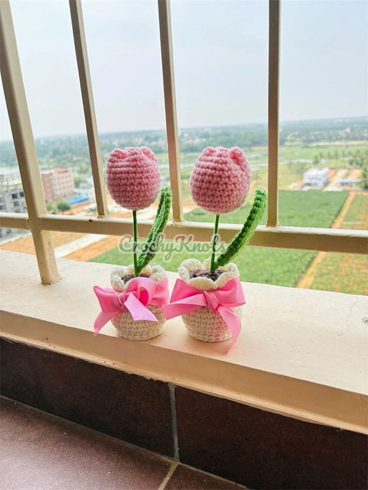 Crochet Tulip Pot