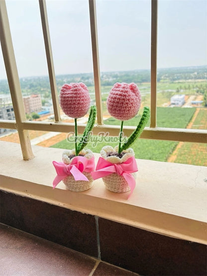 Crochet Tulip Pot
