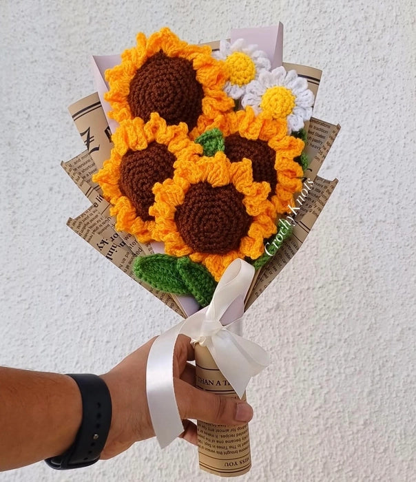 Crochet Sunflowers & Daisies Bouquet